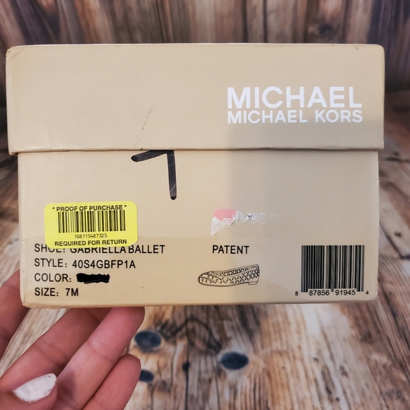 Michael Kors Gabriella Flats - Picture 11 of 11